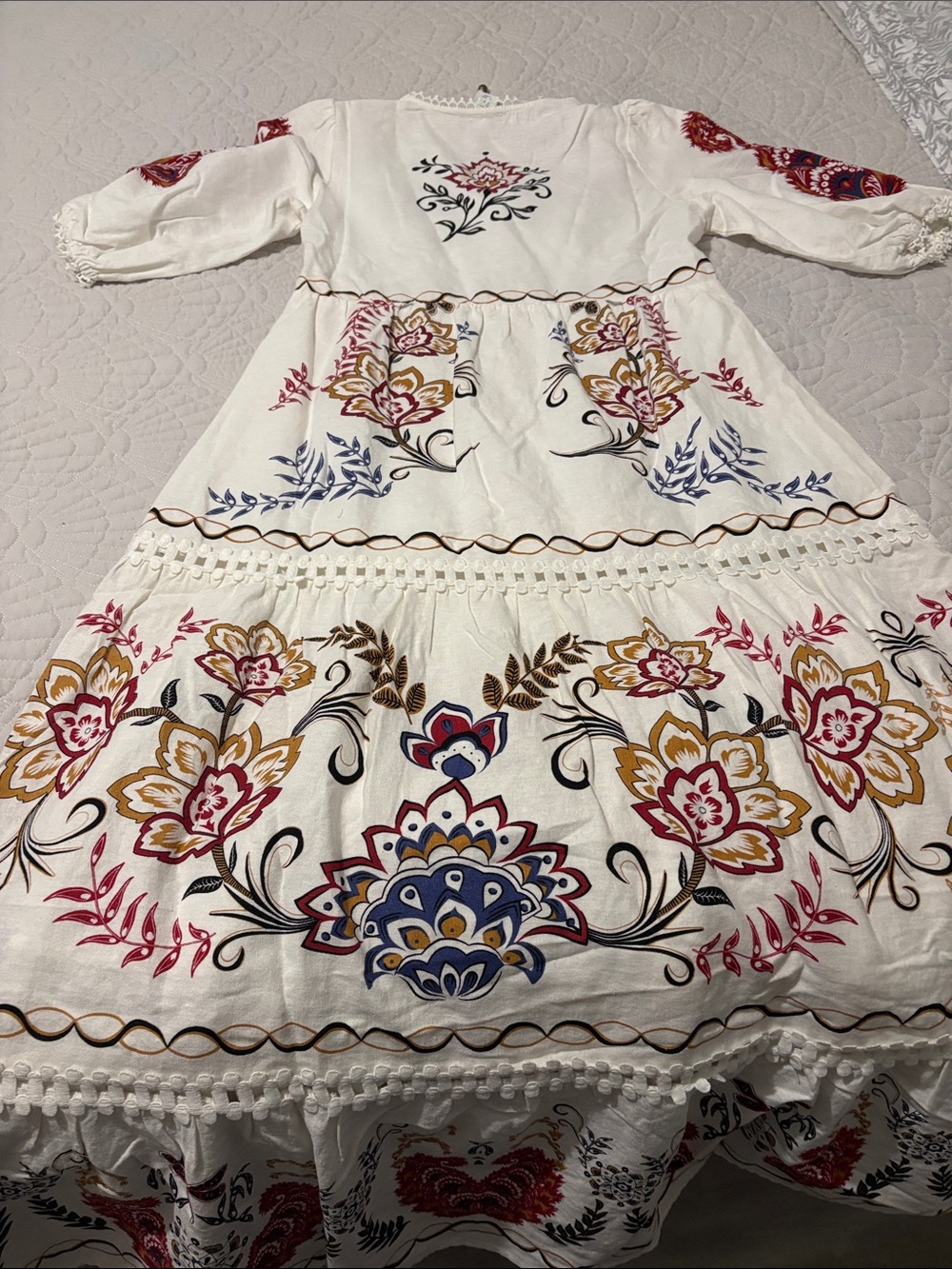 Calypso st Barth White Embroidered Boho Maxi Dress with Red & Blue Floral Motif - Picture 4 of 4